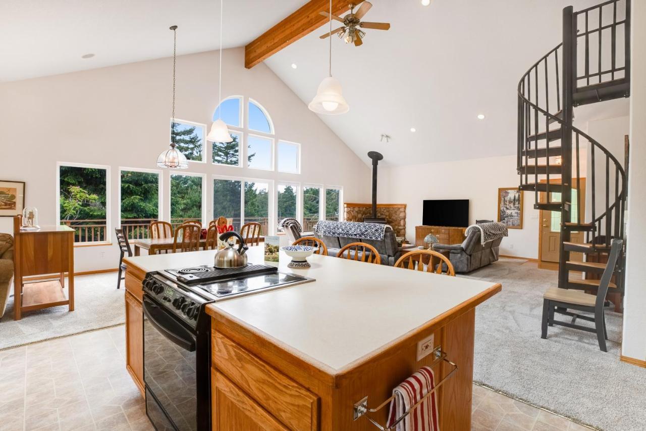 Huckleberry Haven Villa Tillamook Eksteriør bilde